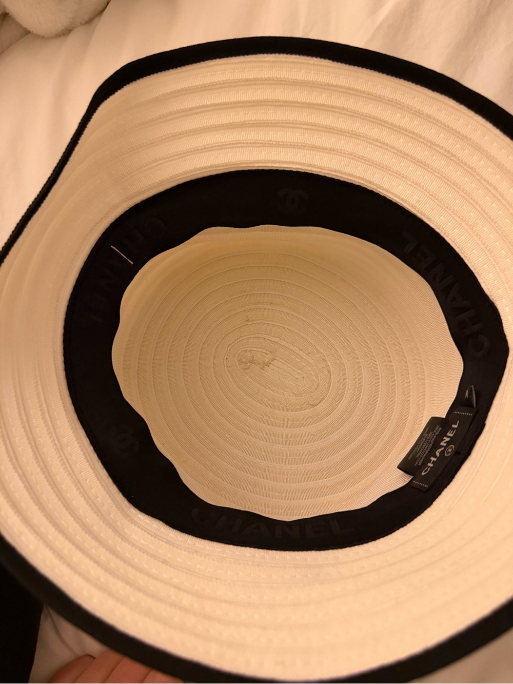 Chanel Cream Bucket Hat with Embroidered Logo - Picture 3 of 4